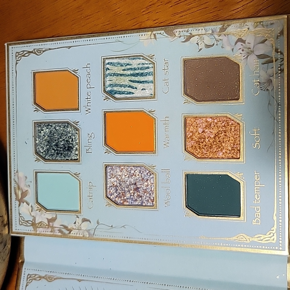 Oden's Eye Cat's Breath Saga of Freya eyeshadow palette